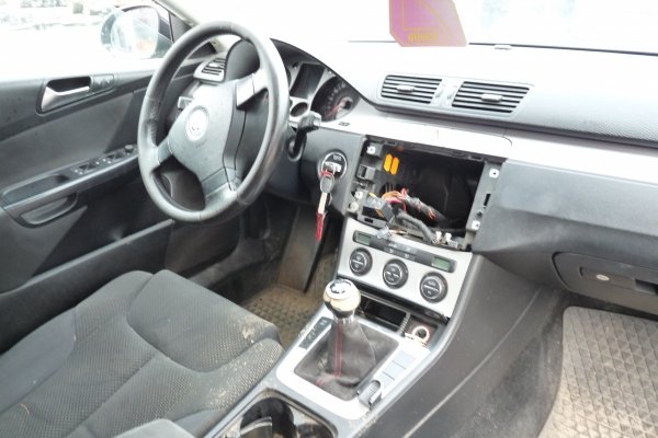Schowek pasażera (czarny) VW Passat B6 2007 Kombi 