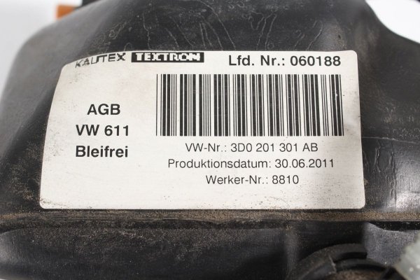 Zbiorniczek wyrównawczy VW Phaeton 2011 4.2 V8