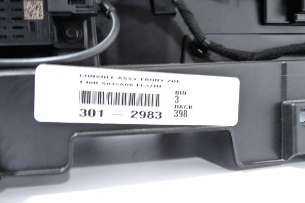 Podłokietnik tunel środkowy Ford Escape IV 2020 Suv 5-drzwi 