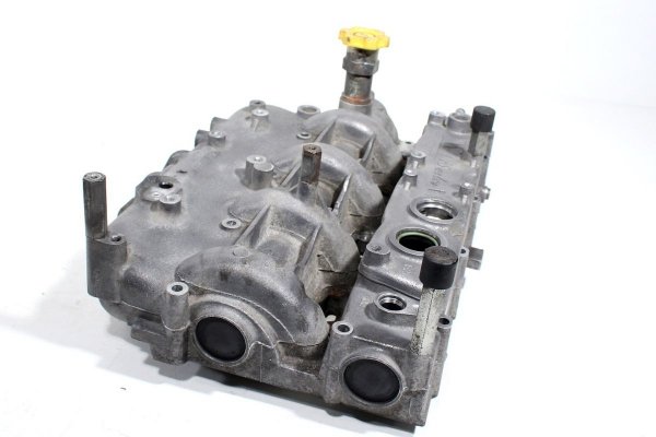 Wałki rozrządu pokrywa Chrysler Voyager GY 2000-2007 2.8CRD ENR