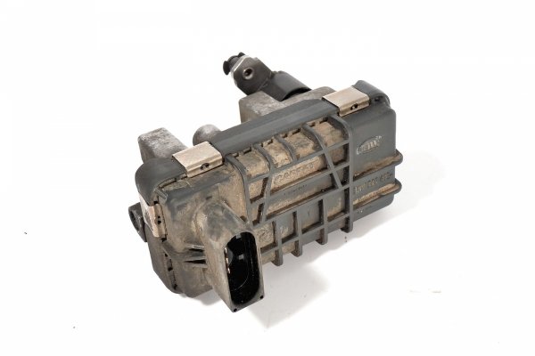 Nastawnik turbosprężarki turbiny Mercedes E-Klasa W211 2002-2009 2.2CDI