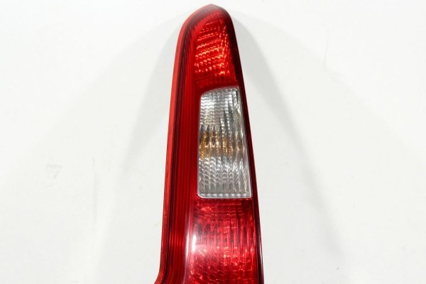 Lampa tył lewa Volvo V50 2004 Kombi