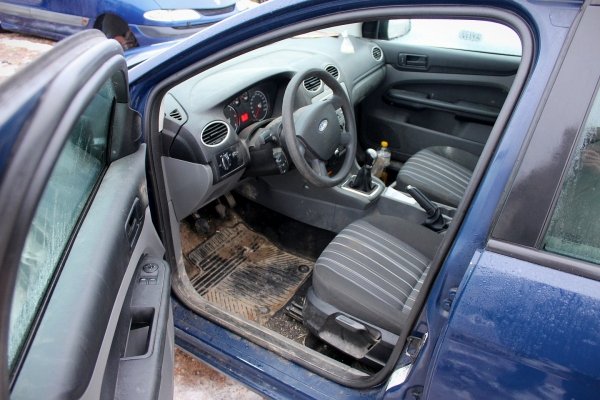 Szyba karoseryjna prawa Ford Focus MK2 Lift 2008 Kombi 
