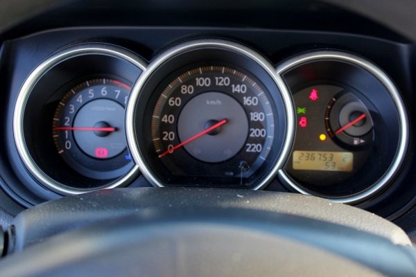 Konsola airbag pasy sensor Nissan Tiida C11 2007 Sedan