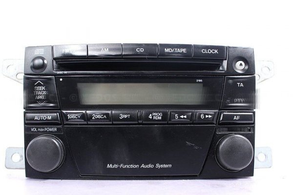 Radio oryginał CD Mazda Premacy CP 2001