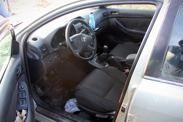 Toyota Avensis T25 2004 1.8i 1ZZ Sedan [A]