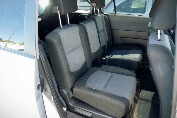 Zderzak tył Mazda 5 CR 2005 Van (kod lakieru: 22V)