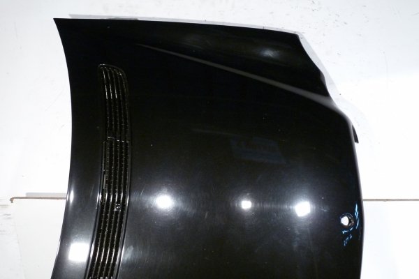 Maska Mercedes C-klasa W203 Lift 2004 Sedan Kod lakieru: 197