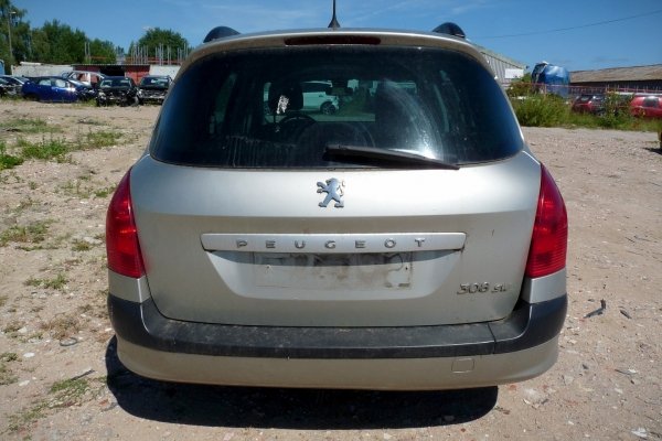 Zwrotnica przód lewa Peugeot 308 I SW 2009 (2007-2011) 1.6HDI 9HX Kombi