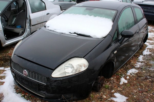 Fiat Grande Punto 2009 1.2i 199A4000 Hatchback 3-drzwi [A]