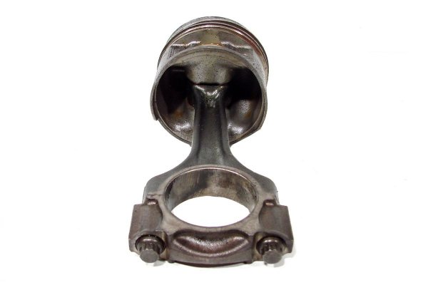 Tłok korbowód Mercedes E-klasa W210 1995-2002 2.2D