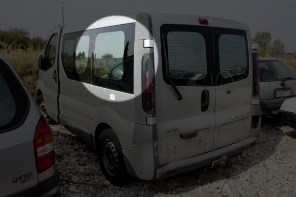 Szyba karoseryjna lewa Opel Vivaro A 2002