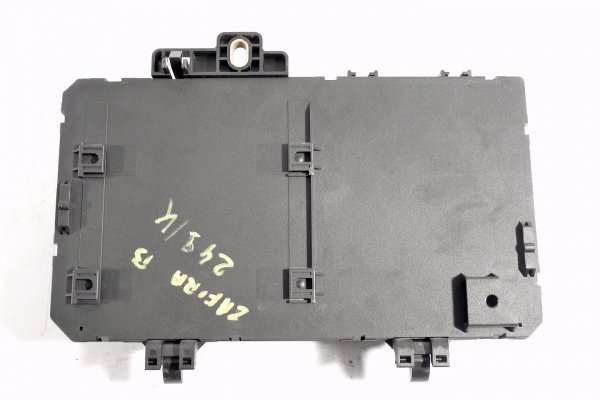 Moduł BSI skrzynka bezpieczników Opel Zafira B 2007 1.9 CDTI Z19DTH 