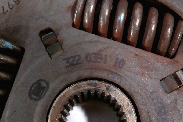 Sprzęgło tarcza docisk koło zamachowe Skoda Octavia II 1Z 2008 1.6i 8V BSE