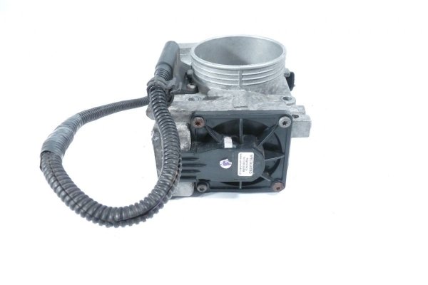 Przepustnica Volvo S680 2001 2.4i B5244S2