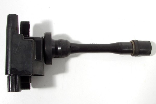 Cewka zapłonowa Mitsubishi Carisma 1995-2004 1.6i 1.8i 16V
