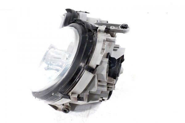 Reflektor lewy Mercedes C-klasa W203 Lift 2004-2007 Sedan (xenon)
