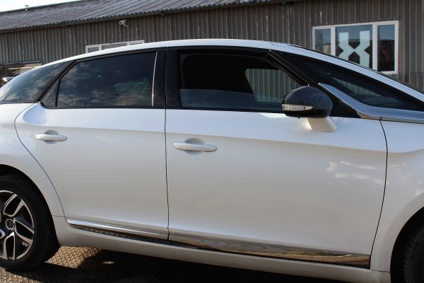 Drzwi tył lewe Citroen DS5 2014 (2011-2015) Hatchback 5-drzwi (kod lakieru: KWED)