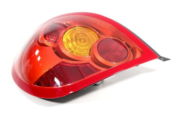 _Lampa tył lewa Nissan Almera N16 2003-2006 Hatchback