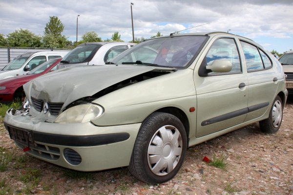 Renault Megane I 2001 1.6i K4M708 Hatchback [B/C]