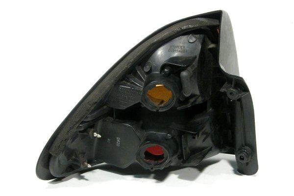 Lampa tył prawa Mazda 323 323C BA 1994-1998 3D