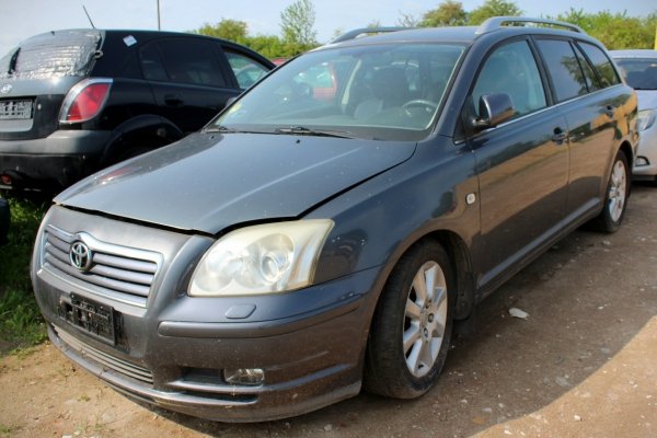 Półoś przód lewa Toyota Avensis T25 2005 2.2D-CAT 2AD-FHV Kombi