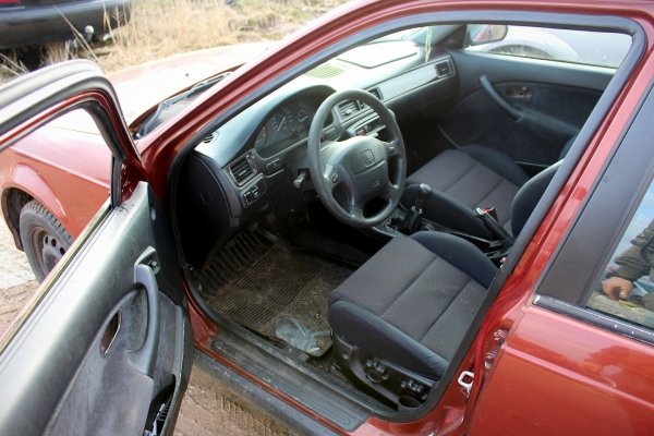 _Błotnik przód lewy Honda Civic VI MB 1997-2001 Hatchback 5-drzwi 