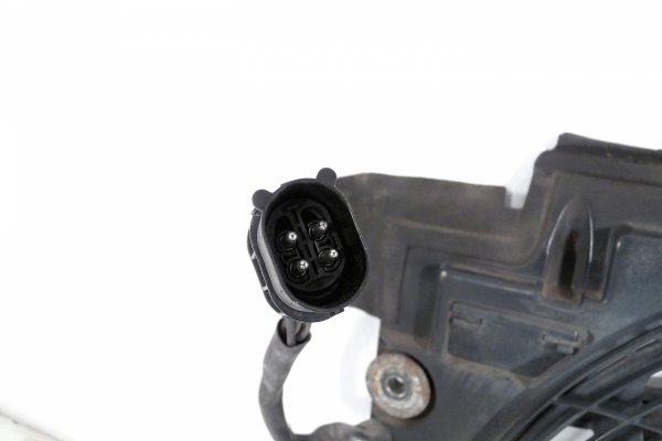 Wentylator wody BMW 5 E39 1996-2003 (4-PIN)
