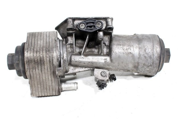 Chłodnica Podstawa filtra oleju VW Passat B6 2006 2.0TDI