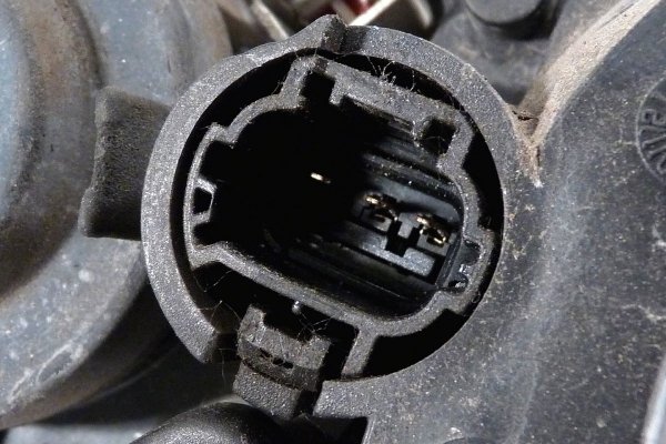 Reflektor prawy Nissan Almera N16 2000-2002
