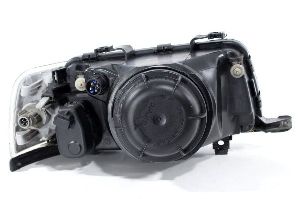 _Reflektor lewy Audi 80 B4 1991-1995