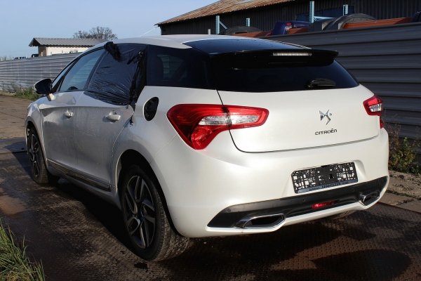 _Błotnik przód lewy Citroen DS5 2014 (2011-2015) Hatchback 5-drzwi (kod lakieru: KWED)