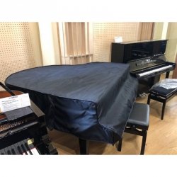 Yaro C3X nakrycie na fortepian