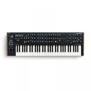 Novation Summit syntezator