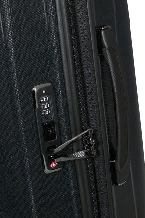  Bagaż NEXIS SPINNER 70/26 EXP ONYX BLACK 09-003
