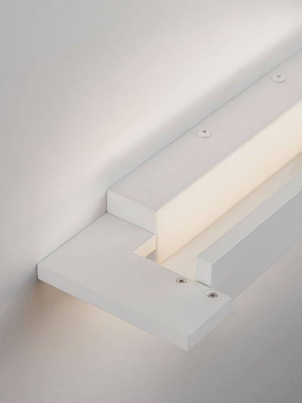 Lampa ścienna kinkiet LED nad lustro podłużny biały minimalistyczny IP44 ALFAJAR LE45775 Luces Exclusivas