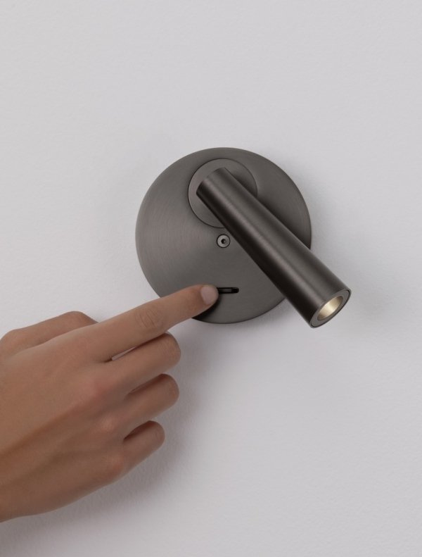 Kinkiet ścienny LED aluminiowy srebrny regulowany do czytania tuba minimalistyczny uniwersalny LAVONTO LE45531 Luces Exclusivas