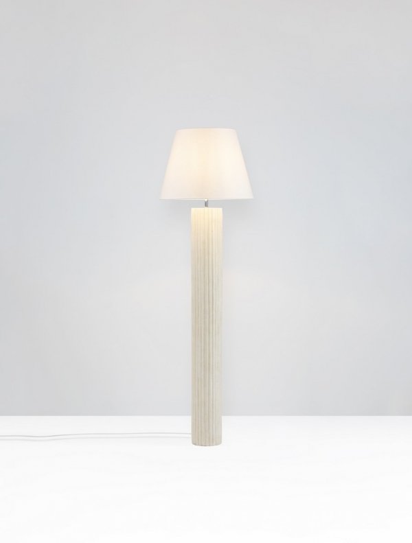 Lampa podłogowa podstawa z kamienia przegrzebkowego tkaninowy biały abażur Luces Exclusivas