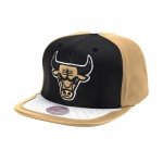 Mitchell & Ness czapka z daszkiem bejsbolówka NBA Chicago Bulls Day One Snapback Bulls 6HSSMM19224-CBUBKTN
