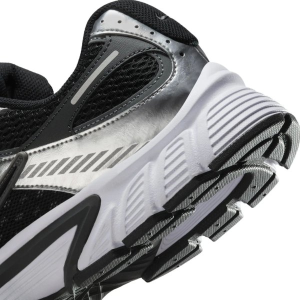 Nike buty męskie V5 RNR HJ5228-004