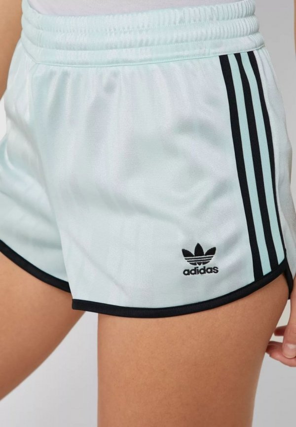 Adidas Originals Spodenki damskie Shorts Dv0125