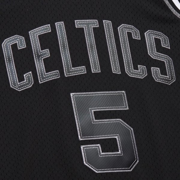 Mitchell &amp; Ness koszulka męska NBA Contrast 2K Swingman Jersey Celtics 2007 Kevin Garnett TFSM6784-BCE07KGABLCK