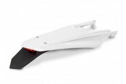 UFO BŁOTNIK TYŁ KTM EXC 150 / 250 / 300 TBI 24-25, EXC-F 250 / 350 / 450 / 500 24-25 KOLOR BIAŁY (Z LAMPKĄ LED)