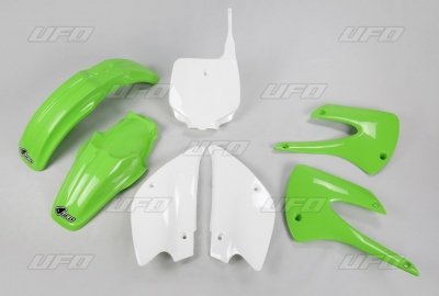 UFO KOMPLET PLASTIKÓW KAWASAKI KX 85 '01-'13 KOLOR OEM (KOLOR OEM KX85 '01-'09, KX85 '11-'12) (ZIELONY/BIAŁY)