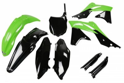 UFO KOMPLET PLASTIKÓW (FULL KIT) Z OSŁONAMI TELESKOPÓW (AMORTYZATORÓW) KAWASAKI KXF 250 13 KOLOR OEM (ZIELONY/CZARNY) (KA219E999