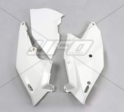 UFO BOCZKI TYLNE KTM SX/SXF 16-18, EXC/EXCF TPI 17-19 Z POKRYWĄ FILTRA POWIETRZA KOLOR BIAŁY