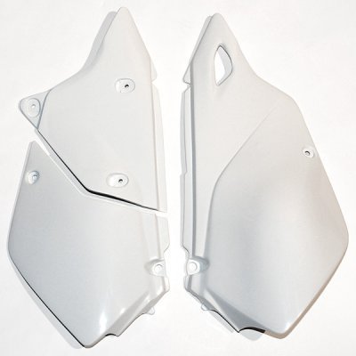 UFO BOCZKI TYLNE SUZUKI DRZ 400E 00-24 KOLOR BIAŁY
