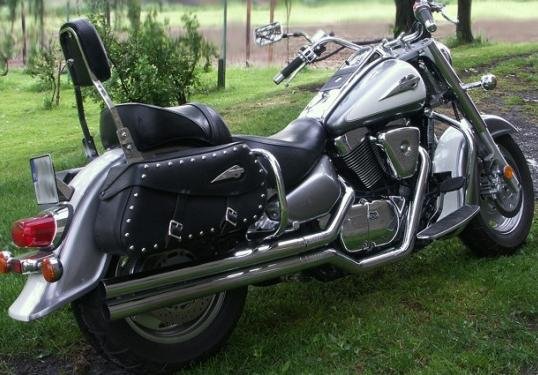 Gmole tylne Suzuki 1500 LC