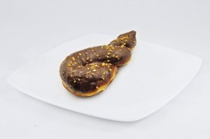 Donut warkocz z deserową czekoladą
