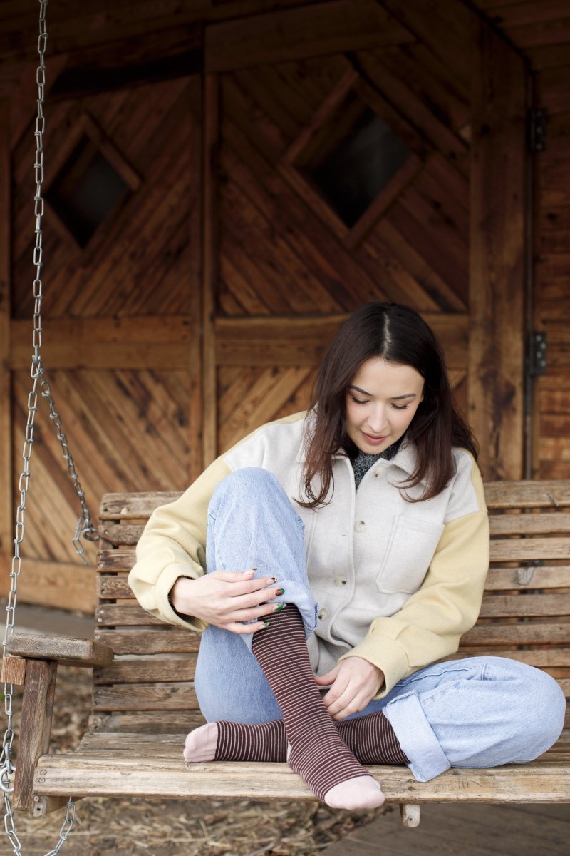 VIM&amp;VIGR - podkolanówki uciskowe II stopnia kompresji - WEŁNA MERYNO  - brązowe w paski